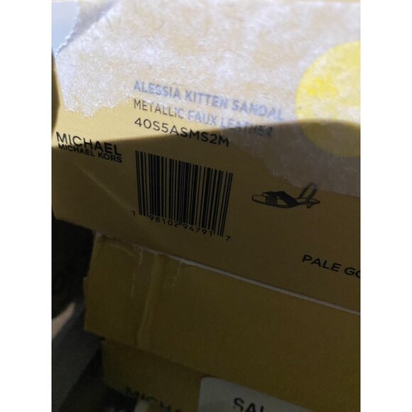 MICHAEL Michael Kors Womens Alessia Kitten Heel Sandals Pale Gold Size 7 NIB - Picture 5 of 5